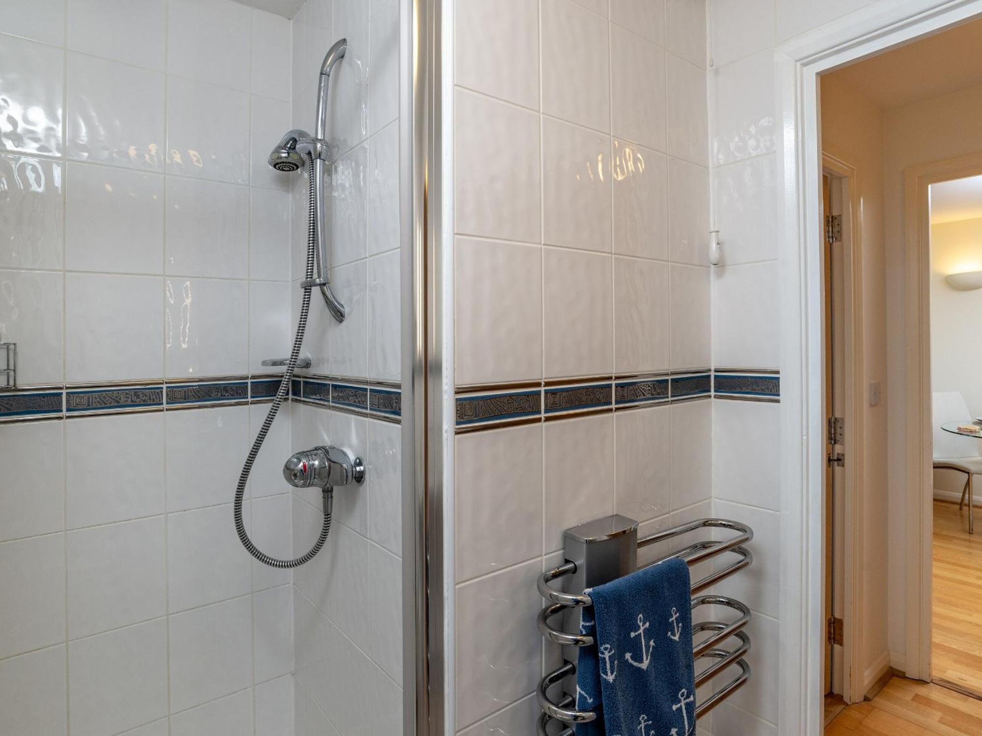 8 Belvedere Court Пейнтън Екстериор снимка